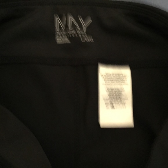 NWT Andrew Marc New York Performance Compression Performance Black Leggings - Picture 6 of 15